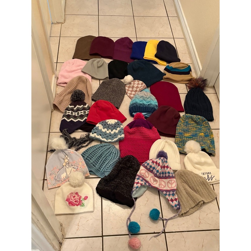 31 pieces (mixed vintage, handmade/crochet, fleece, pom-pom, and modern beanies)